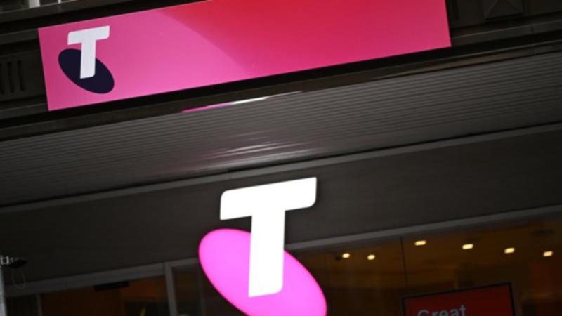Telstra customers are fuming after an outage has spilled into a second day, despite the Telco claiming the issue was fixed.